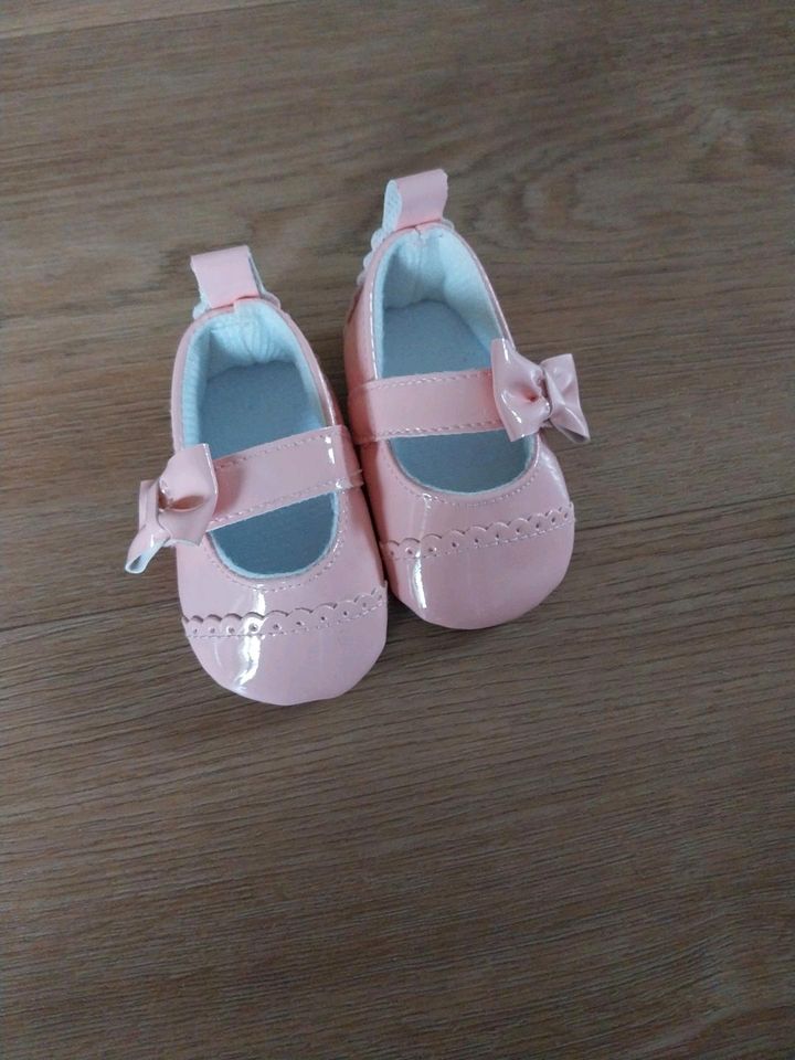 Neu Schuhe Ballerina Stoff Hausschuhe blau rosa festlich in Brieselang