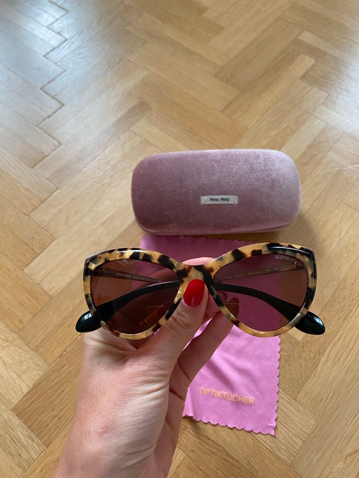 Miu Miu Cat-Eye-Sonnenbrille, Schildpattoptik in München