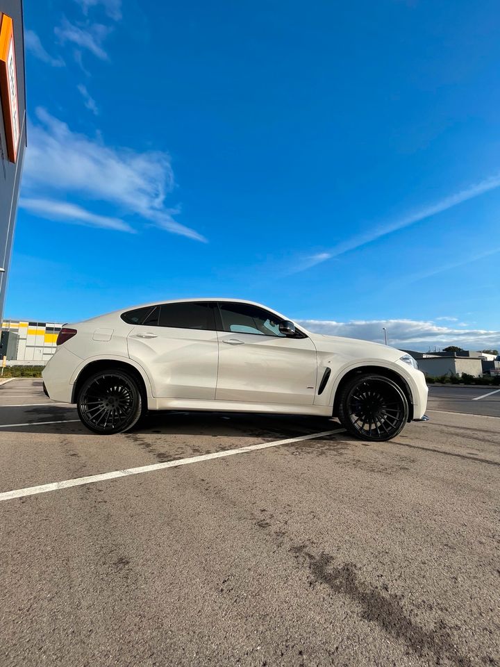 BMW X6 M-Sportpaket 22 Zoll xDrive F16 TOP gepflegt in Rastatt