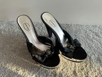 Graceland High Heels mit Totenkopf seitliche Spiegelfolie Gr. 37 Bayern - Runding Vorschau