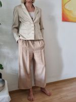 Schicker Glanzblazer in Beige mit kleinen raffinierten Details Bonn - Nordstadt  Vorschau