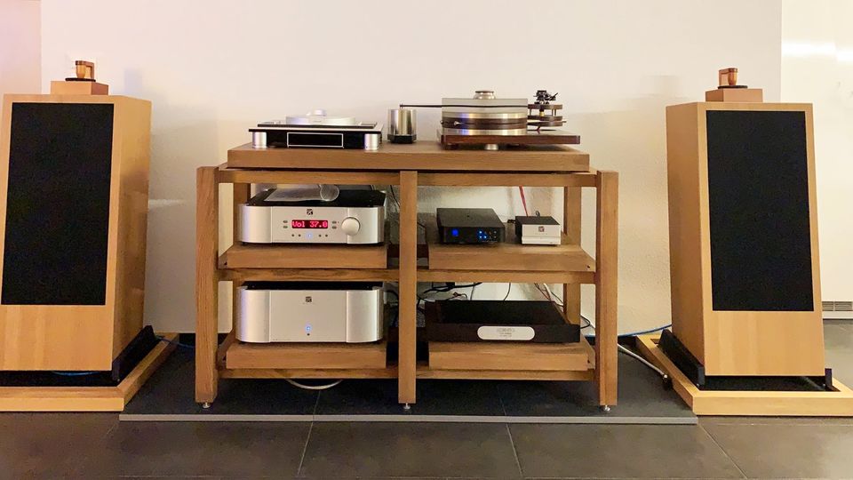 Audio Hifi Rack High-End Rack Massivholz Eiche handgefertigt in Altona -  Hamburg Groß Flottbek | Weitere Audio & Hifi Komponenten gebraucht kaufen |  eBay Kleinanzeigen ist jetzt Kleinanzeigen