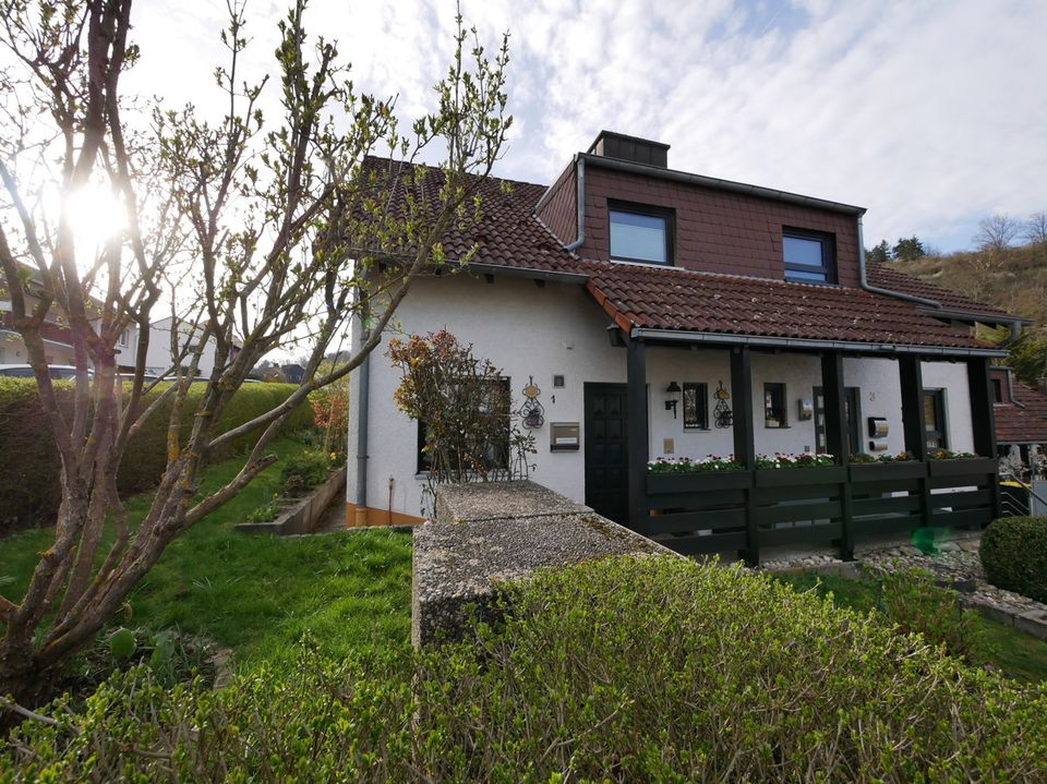 Gemütliches Wohnen - Freigestellte Doppelhaushälfte in ruhiger und zentraler Lage von Bad Schwalbach in Bad Schwalbach