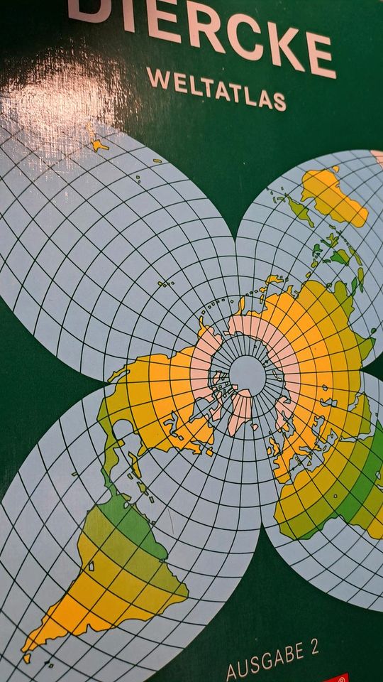 Diercke Weltatlas Ausgabe 2 in Düsseldorf