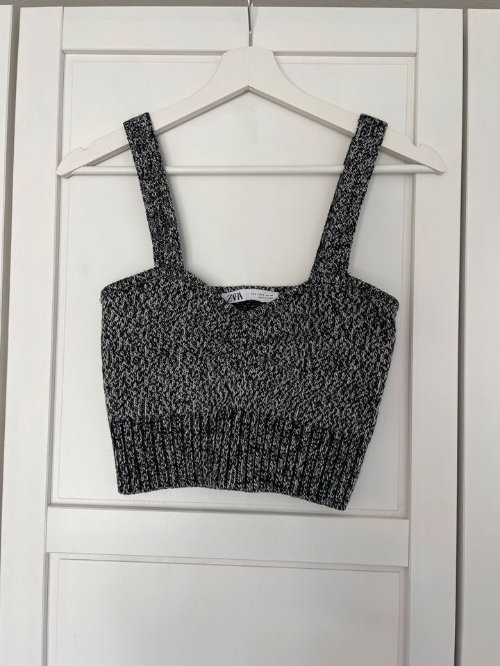 Zara Strick Crop Top Gr S in Berlin