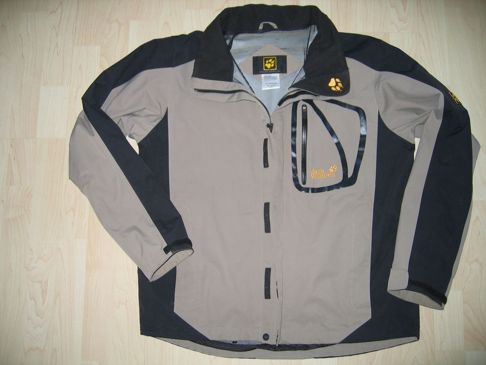 Jack Wolfskin Jacke Gr, M in Aschaffenburg