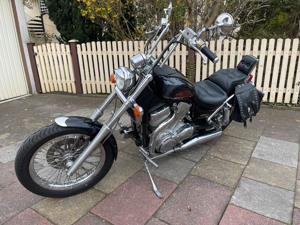 Suzuki Intruder VS1400 VX51L aus 4.Hand *Tüv 09.25* erst 21.065km in Mörfelden-Walldorf