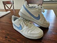 Nike - Sneaker für Damen Sachsen - Neundorf  Vorschau