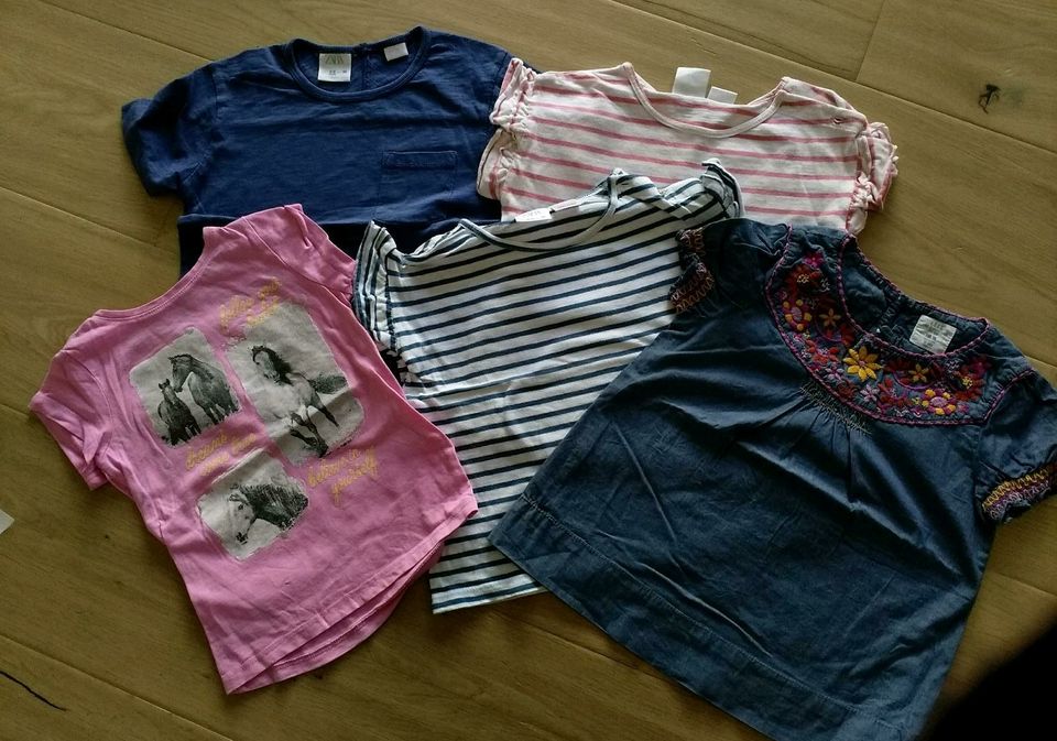 T-Shirts Mädchen 98 Paket-Preis in Ravensburg