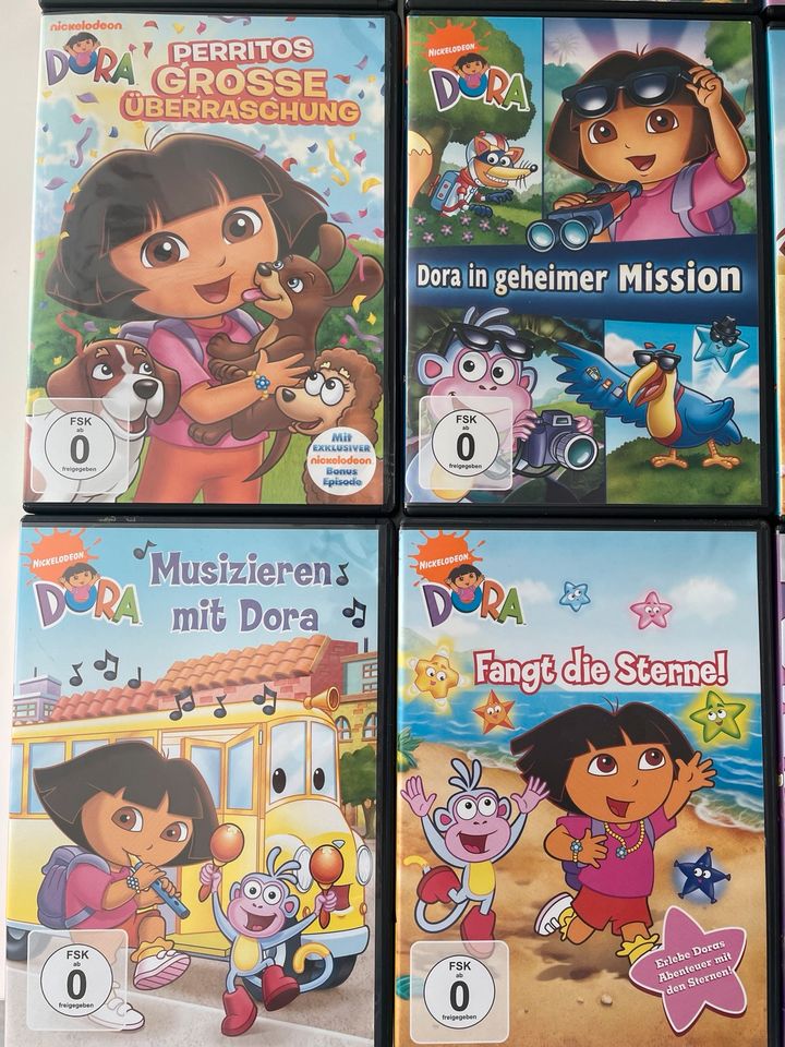 Dora Diego Eiskönigin Laura‘s Stern uvm fast zu verschenken DVD in Essen