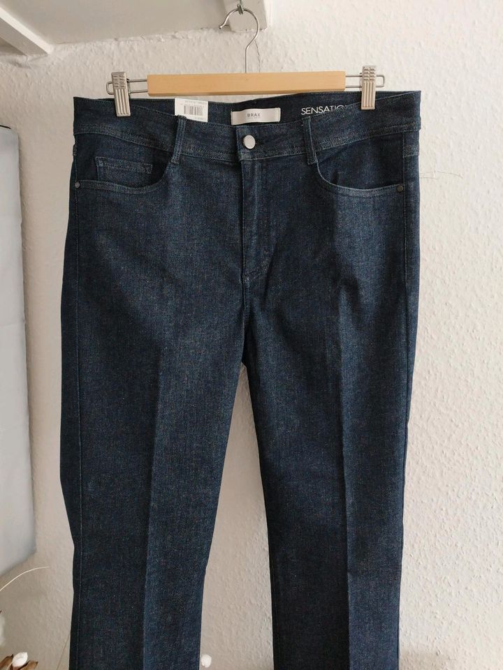 Damen Jeans von BRAX Sensation ANA S Gr 44 NEU in Steinen