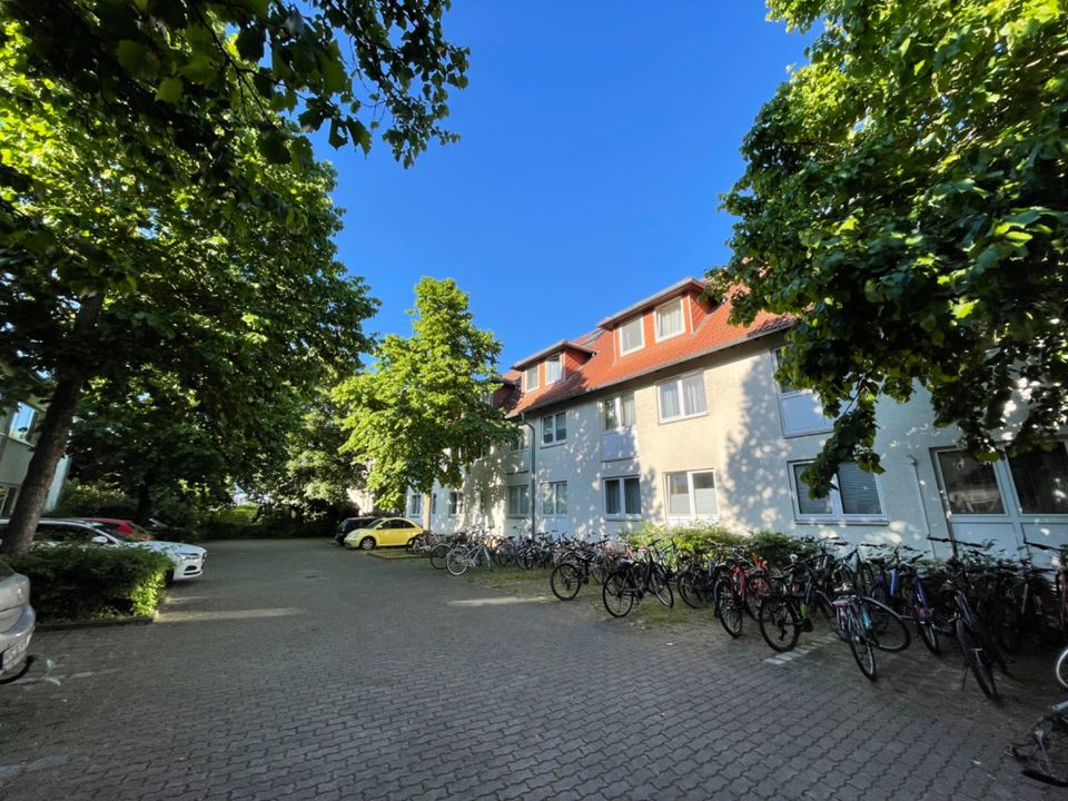 Möblierte 1-Zimmer-Wohnung in zentraler Lage von Gö. (ab 15.06) in Göttingen