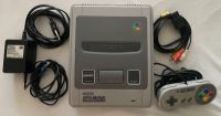 Super Nintendo Konsole + Kabel und Controller Köln - Widdersdorf Vorschau