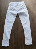 Blue Fire Jeans Gigi Slim Tarpered Gr. 26/30 XS S Neu Nordrhein-Westfalen - Eschweiler Vorschau