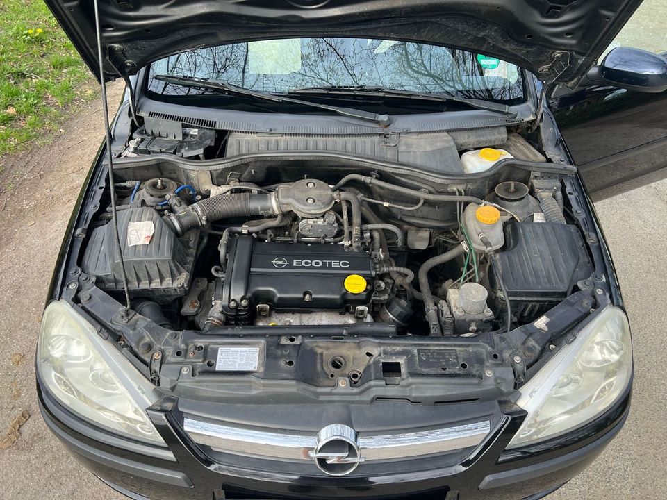 Opel Corsa 1.2 - Klima in Peine