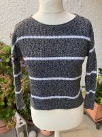 Schwarz-weißer Pullover Gr. XS Hollister - sehr gut erhalten! Stuttgart - Bad Cannstatt Vorschau