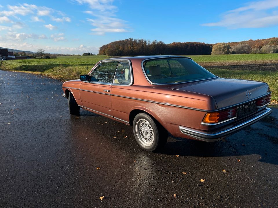 Mercedes Benz W123 230 C Coupe TOP Zustand TÜV neu Klima in Obernkirchen