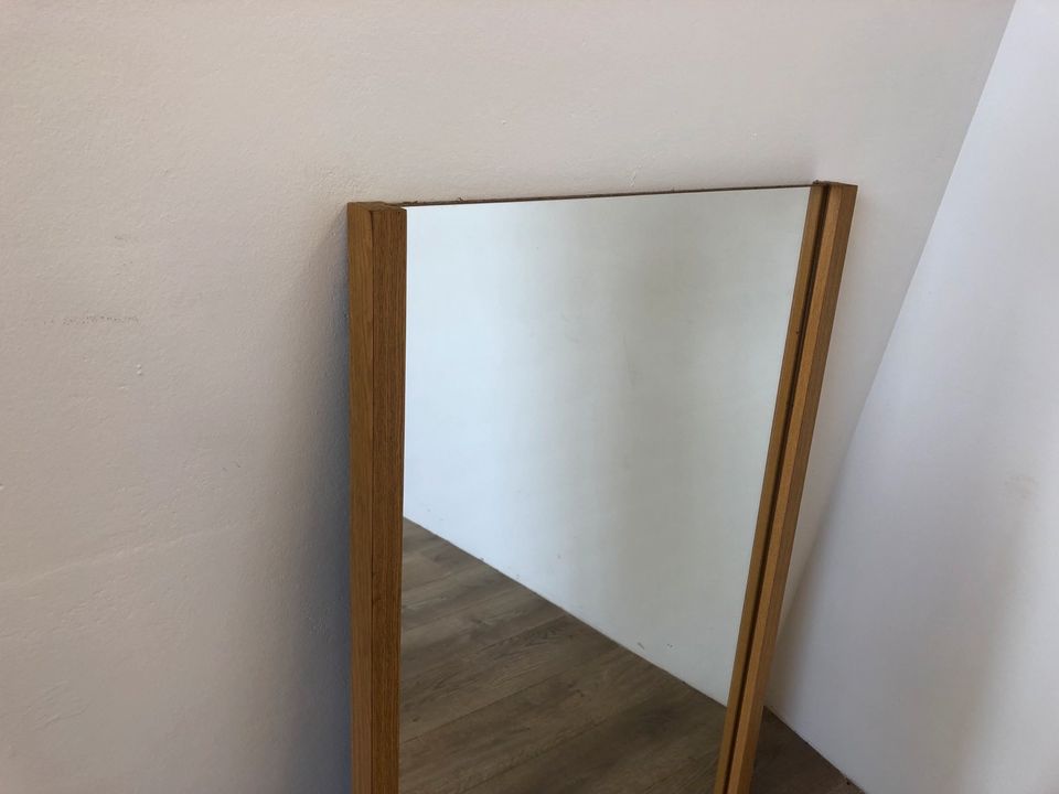 #A Spiegel Wandspiegel rechteckig Holz Rahmen 100x60 in Burgstädt