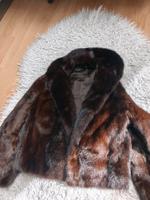 Pelz Nerz Jacke M kurze Jacken Echtpelz Jacken Brandenburg - Rathenow Vorschau