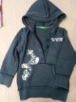 Hoodie Pullover mit Kapuze Mädchen von Benetton Gr.98/104 Nordrhein-Westfalen - Xanten Vorschau