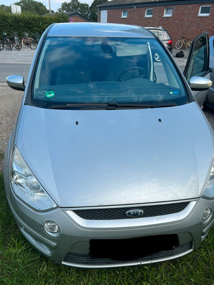 Ford Galaxy S-Max in Telgte