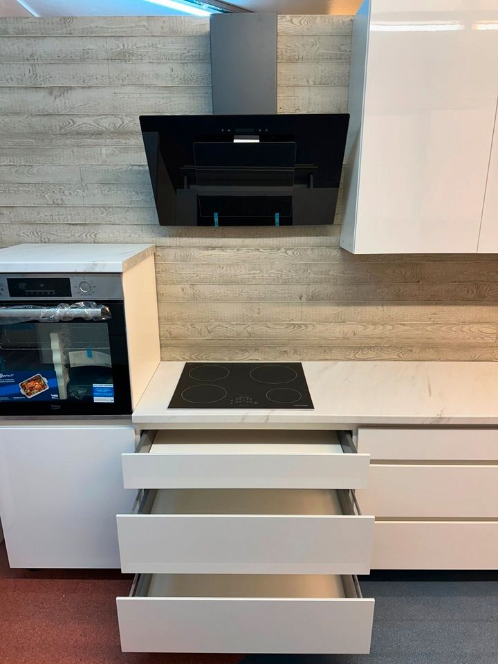 Küche PREMIUM Einbauküche 360cm Hochglanz Weiß mit AP&Geräte NEU in Wuppertal