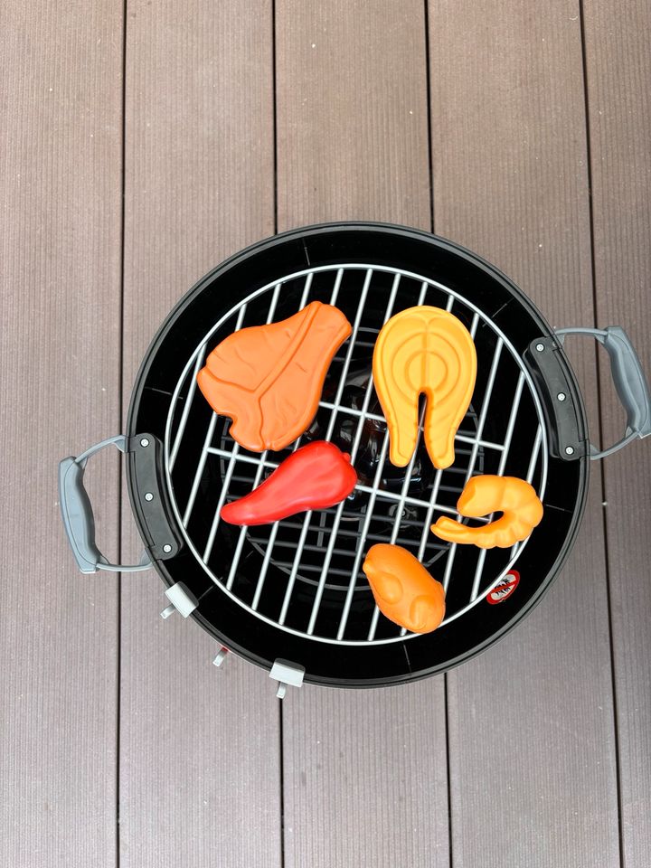 Weber Kindergrill mit Funktion in Augsburg