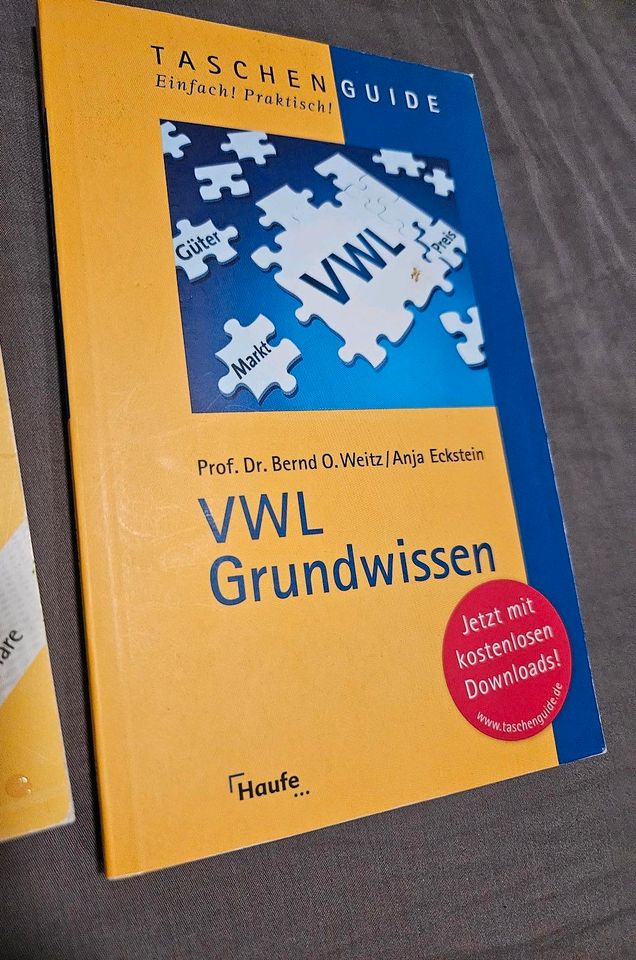 Studium Bücher VWL Statistik BGB Wirtschaftsmathematik Set in Mannheim