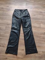 Asos Design Fake lederhose mit Schlag 36 Hamburg - Altona Vorschau