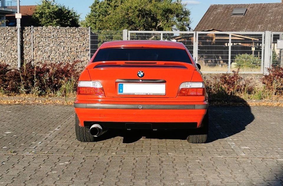 E36 316i Coupe Euro 2 Schiebedach Youngtimer in Dielheim