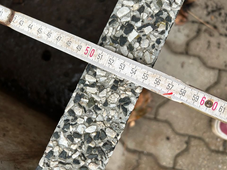 Großer Waschbetonkübel Pflanzkübel Pflanztrog Beton in Thüringen