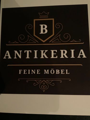 Logo von Antikeria Feine Möbel